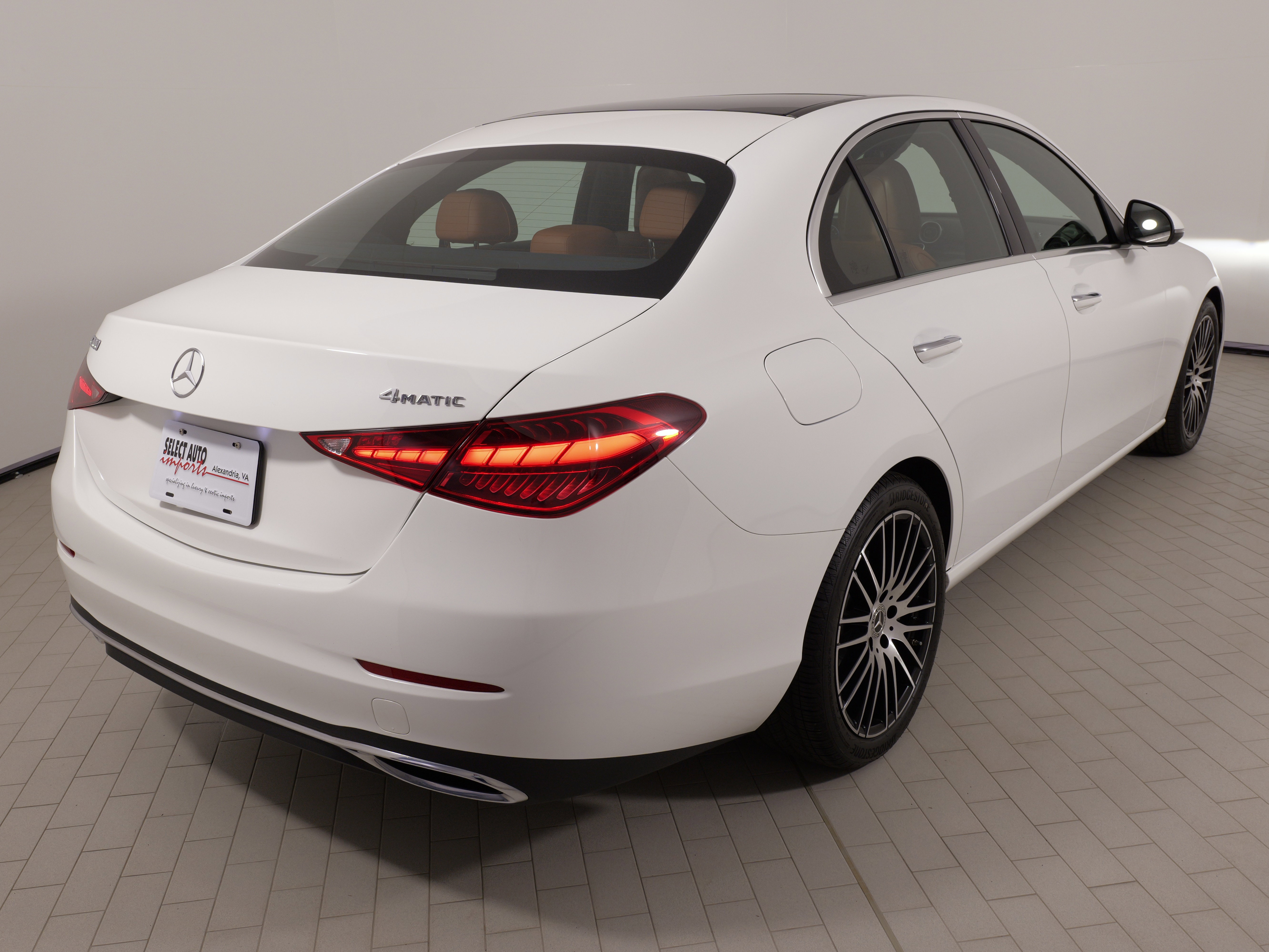 Used 2023 Mercedes-Benz C 300 4MATIC Sedan image 11