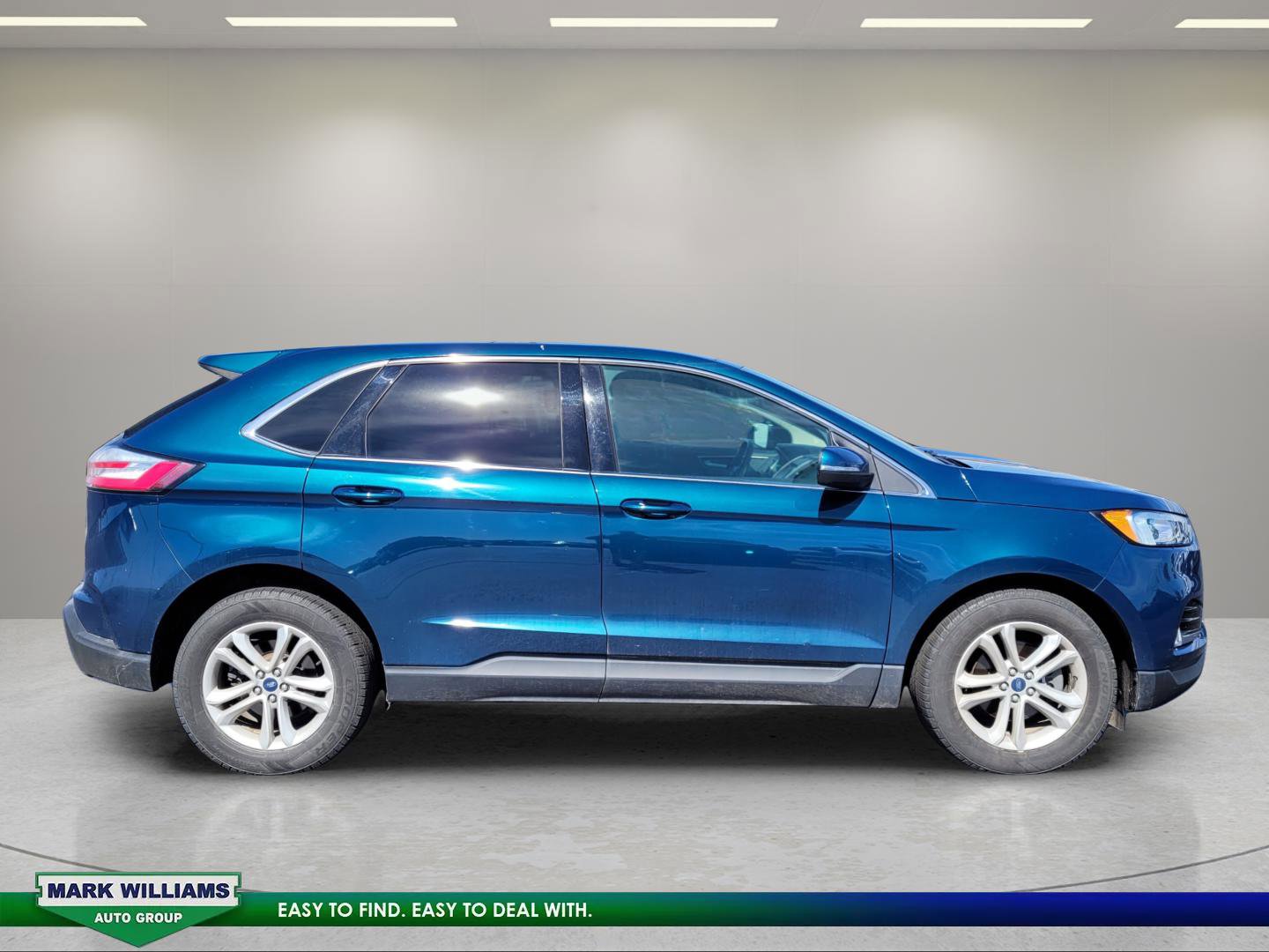 Used 2020 Ford Edge SEL w/ Convenience Package FWD image 2