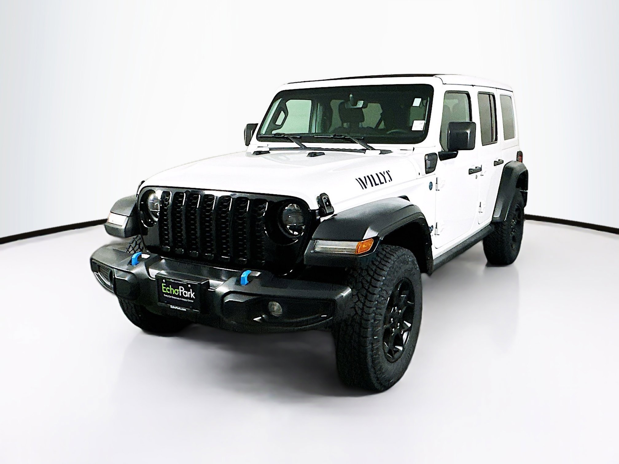 Used 2023 Jeep Wrangler Unlimited w/ Sun & Screen Package AWD/4WD image 3