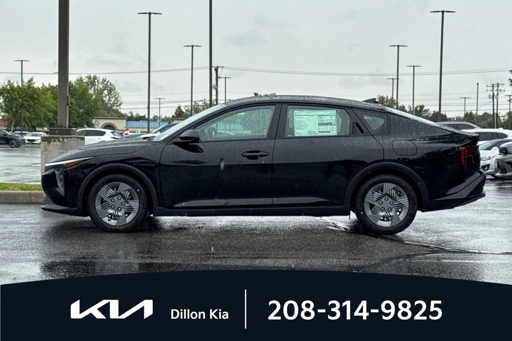 New 2026 Kia K4 FWD image 10