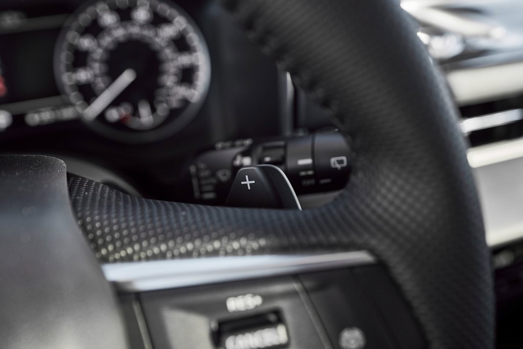 New 2025 Mitsubishi Outlander SE image 37