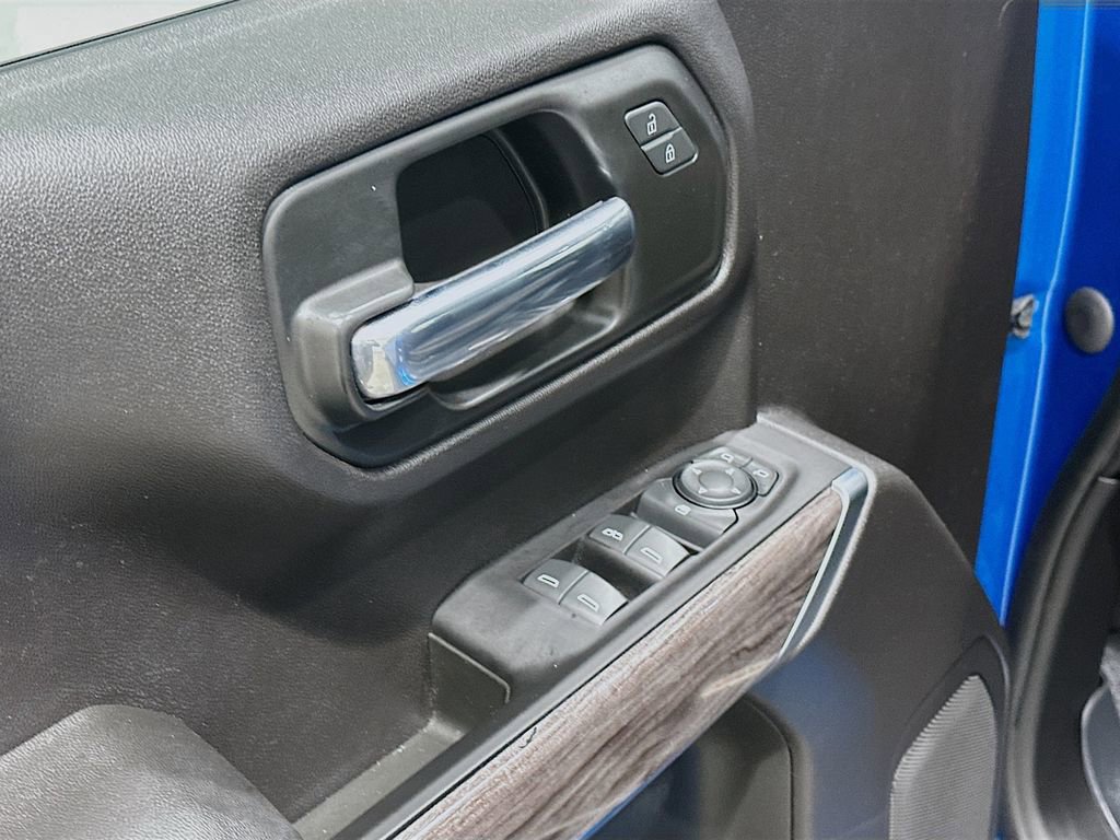 Used 2023 Chevrolet Silverado 1500 Custom RWD image 18