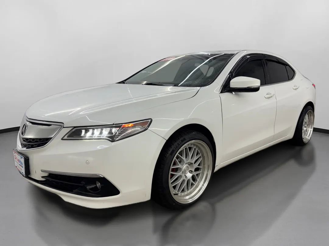 Used 2016 Acura TLX V6 SH-AWD w/ Advance Package image 4