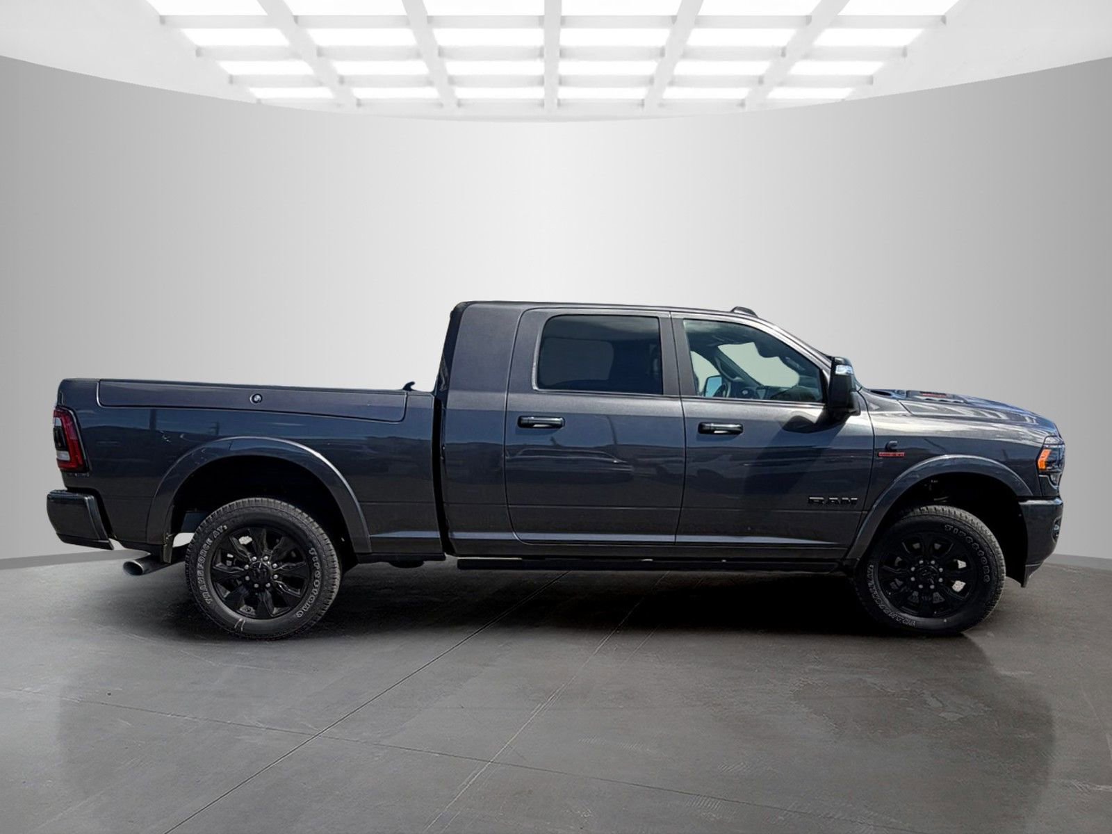 Used 2024 RAM 2500 Limited image 4