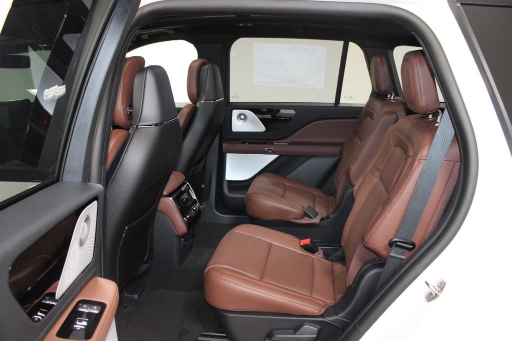 New 2026 Lincoln Aviator Reserve AWD/4WD image 25