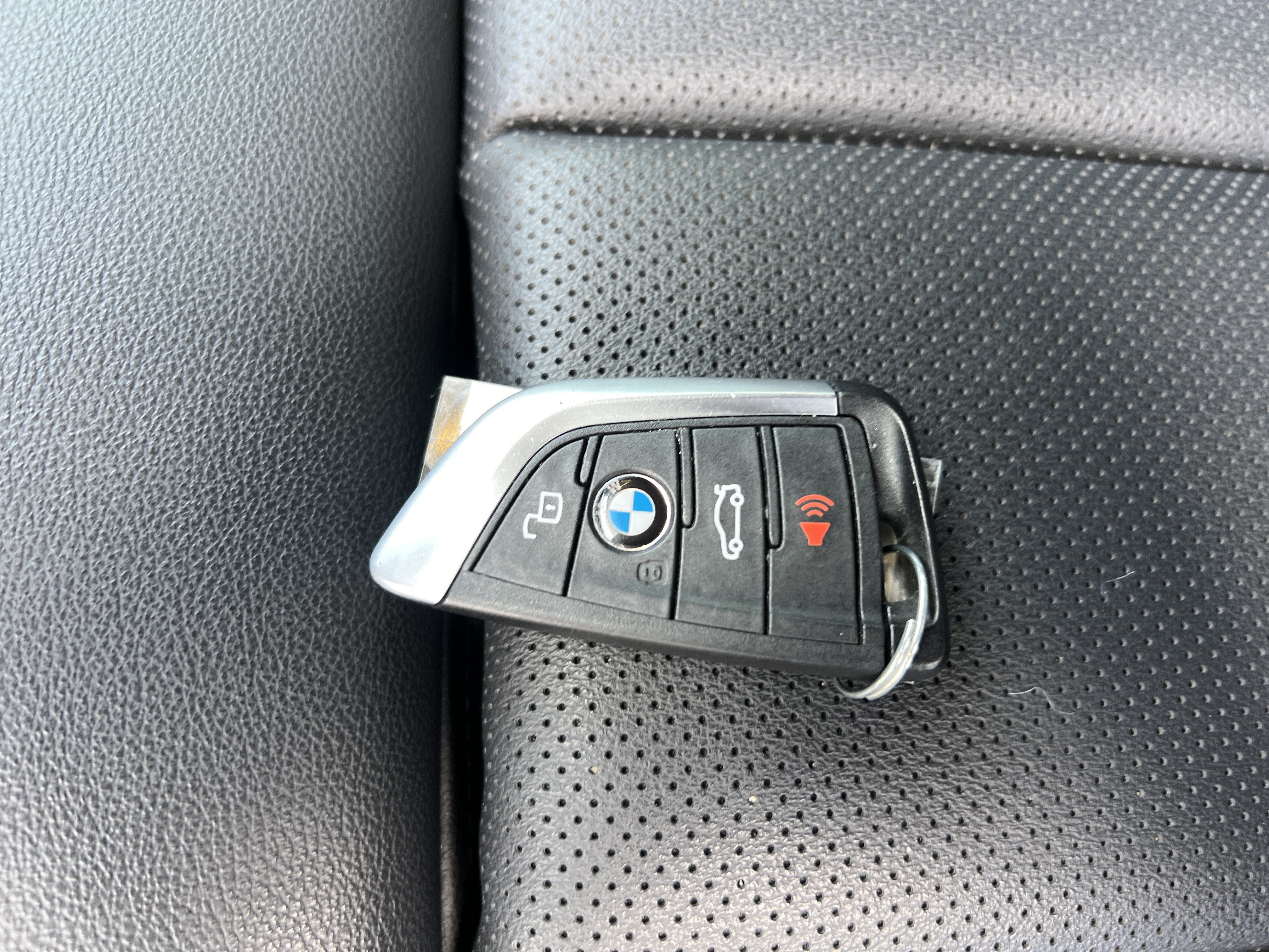 Certified 2023 BMW X3 sDrive30i w/ Convenience Package RWD image 35