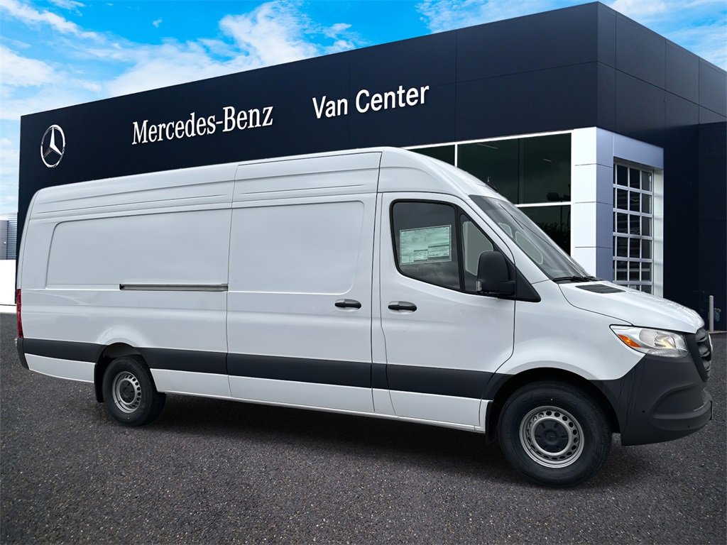 New 2026 Mercedes-Benz Sprinter 2500 image 2