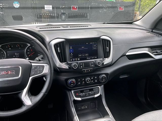 Used 2024 GMC Terrain SLT AWD/4WD image 6