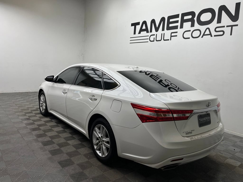 Used 2015 Toyota Avalon XLE FWD image 8