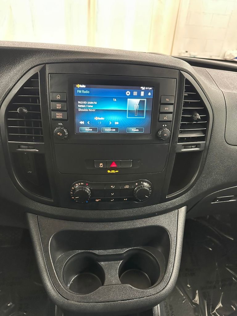 Used 2021 Mercedes-Benz Metris image 19