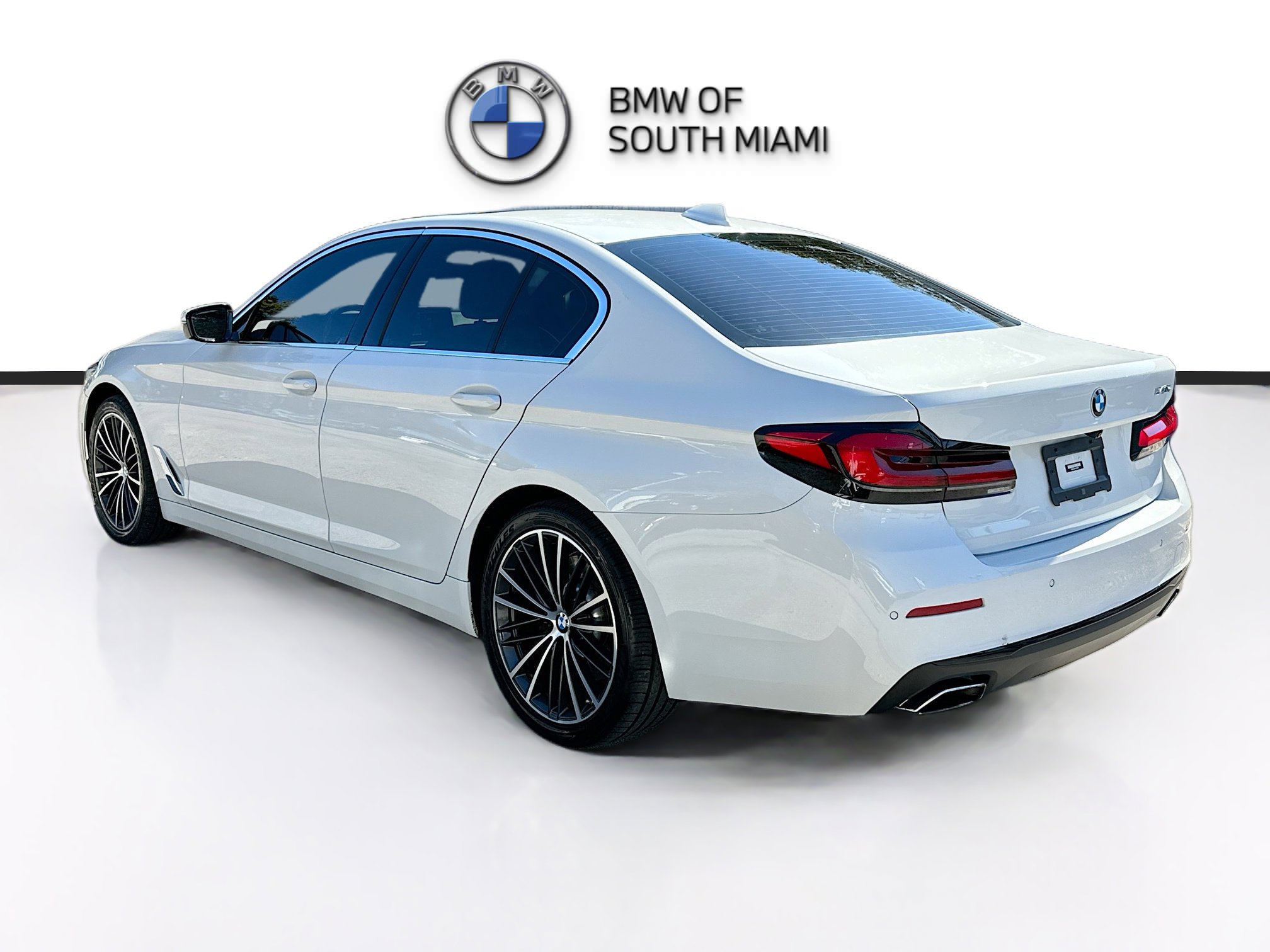 Certified 2023 BMW 540i w/ Premium Package image 5