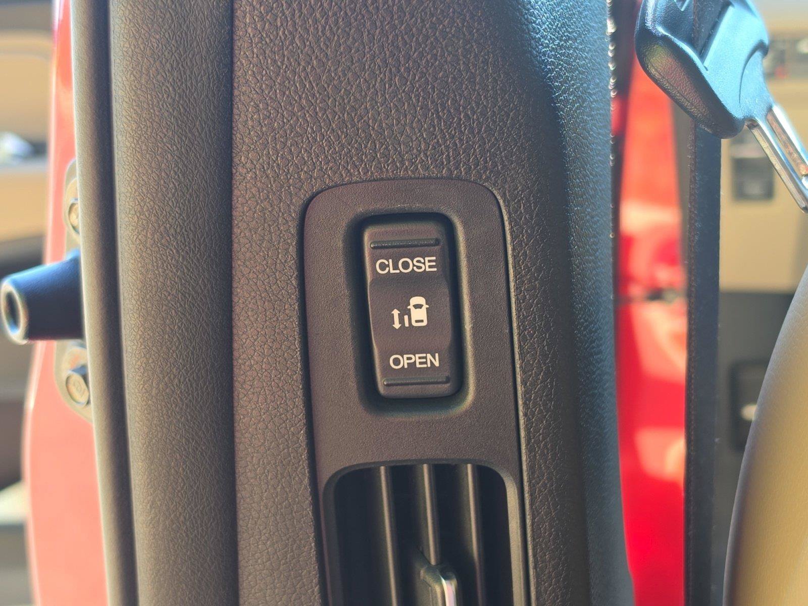 Certified 2023 Honda Odyssey EX-L image 14