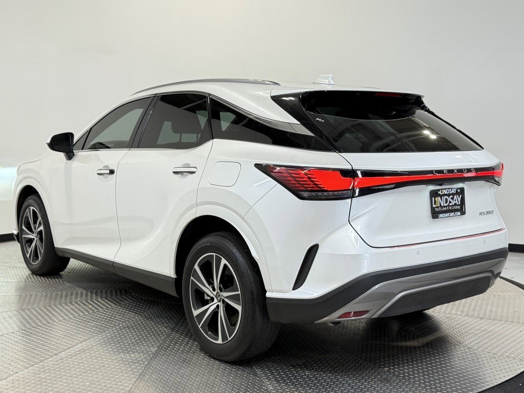 Used 2023 Lexus RX 350 Premium w/ Cold Area Package image 5