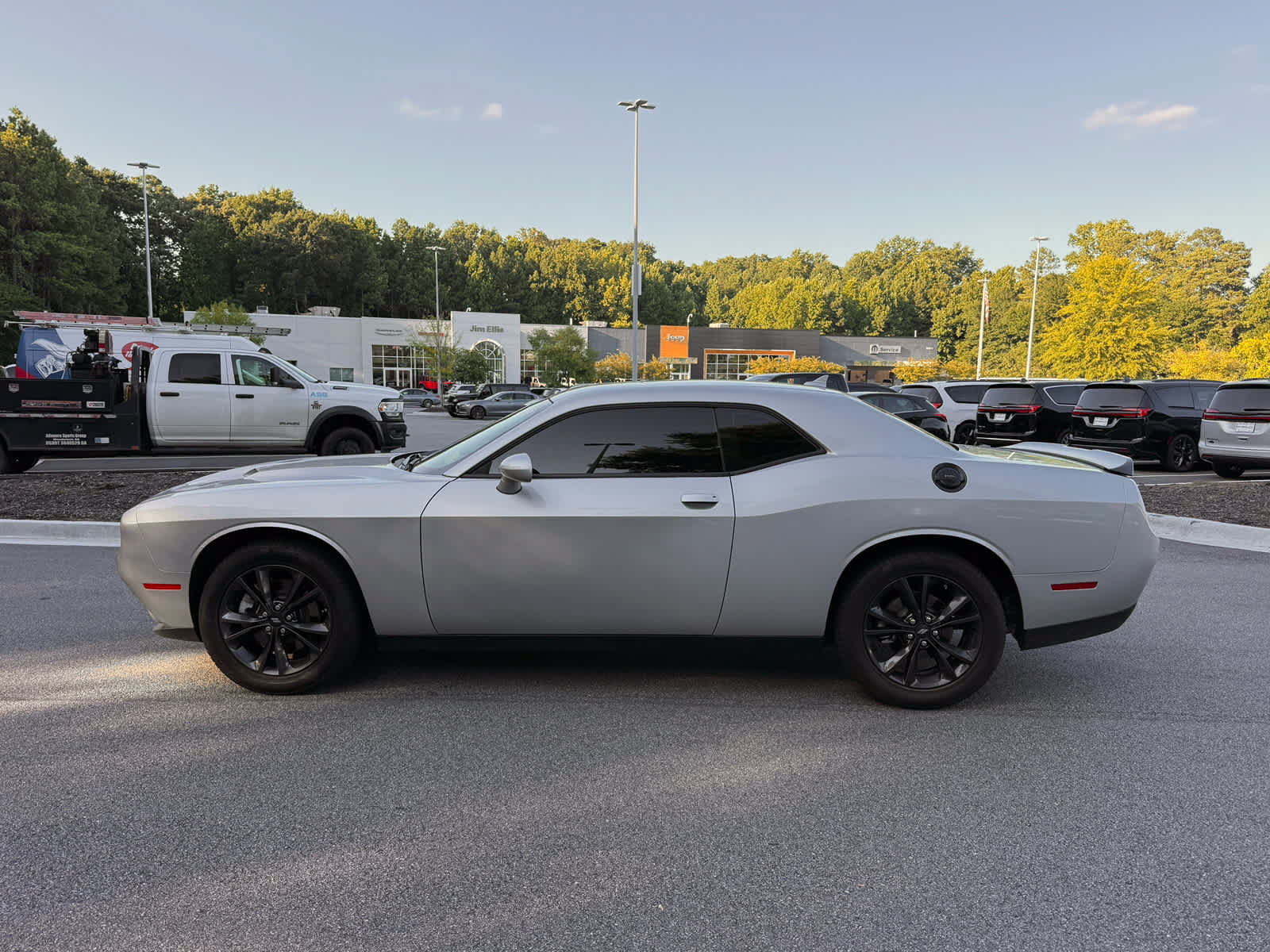 Used 2023 Dodge Challenger SXT w/ Blacktop Package AWD/4WD image 2