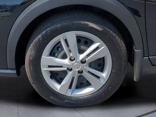 Certified 2025 Nissan Kicks Play S FWD image 35
