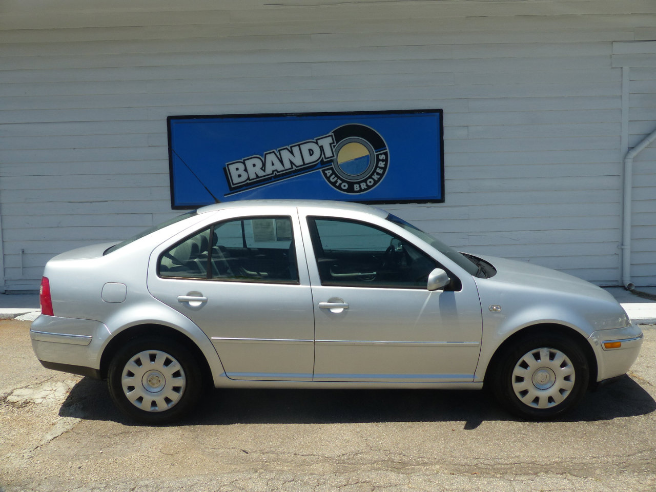 Used 2005 Volkswagen Jetta GL image 28