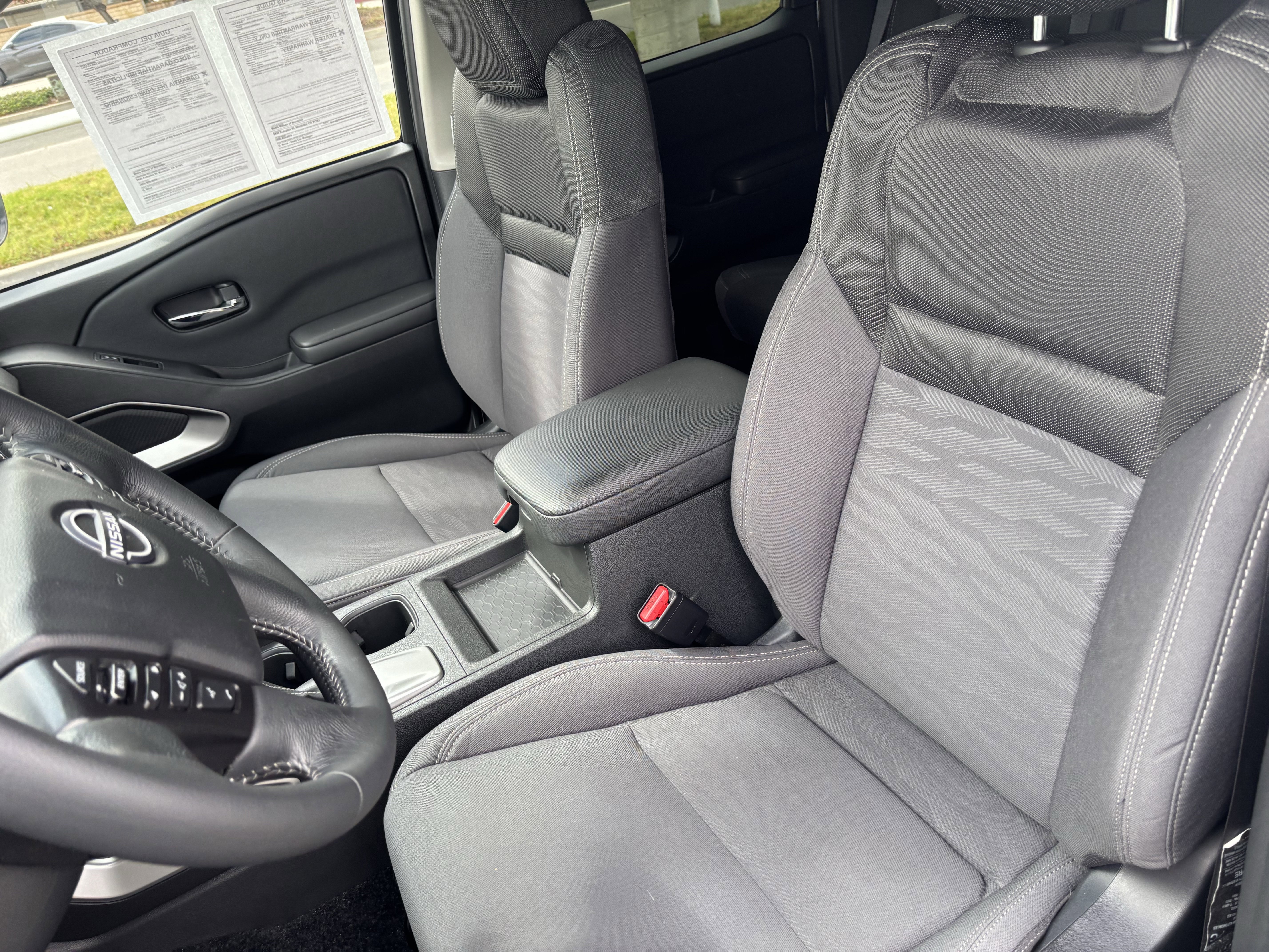 Used 2024 Nissan Frontier SV w/ SV Convenience Package RWD image 18