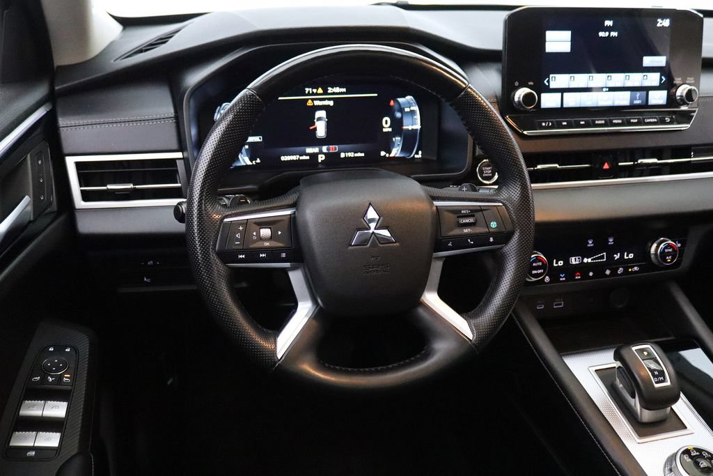 Used 2024 Mitsubishi Outlander SEL FWD image 15
