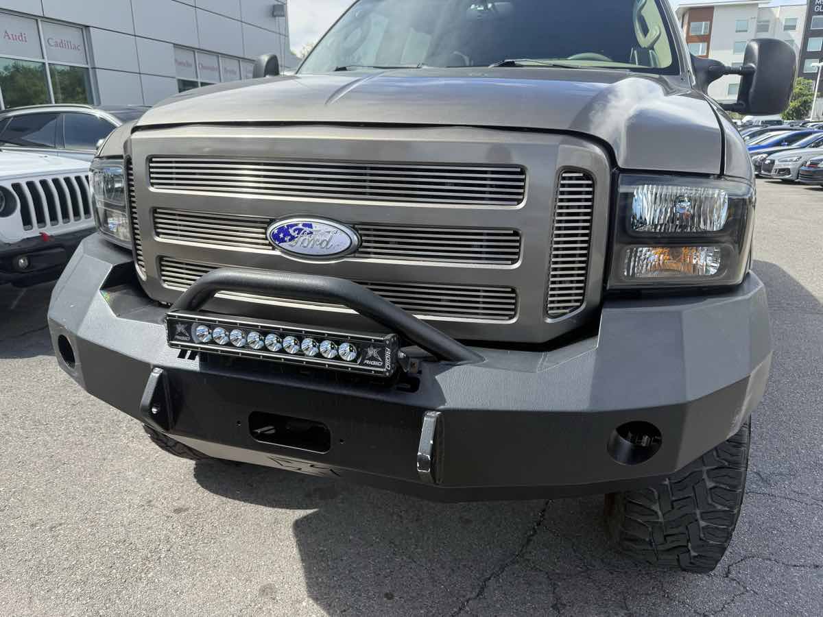 Used 2005 Ford Excursion Limited AWD/4WD image 31
