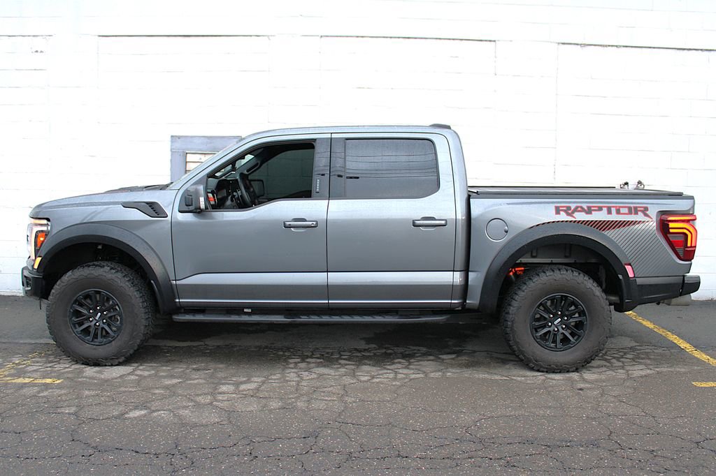 Used 2024 Ford F150 Raptor image 3