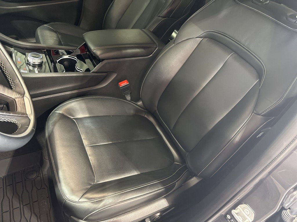 Used 2021 Jeep Grand Cherokee L Limited image 8