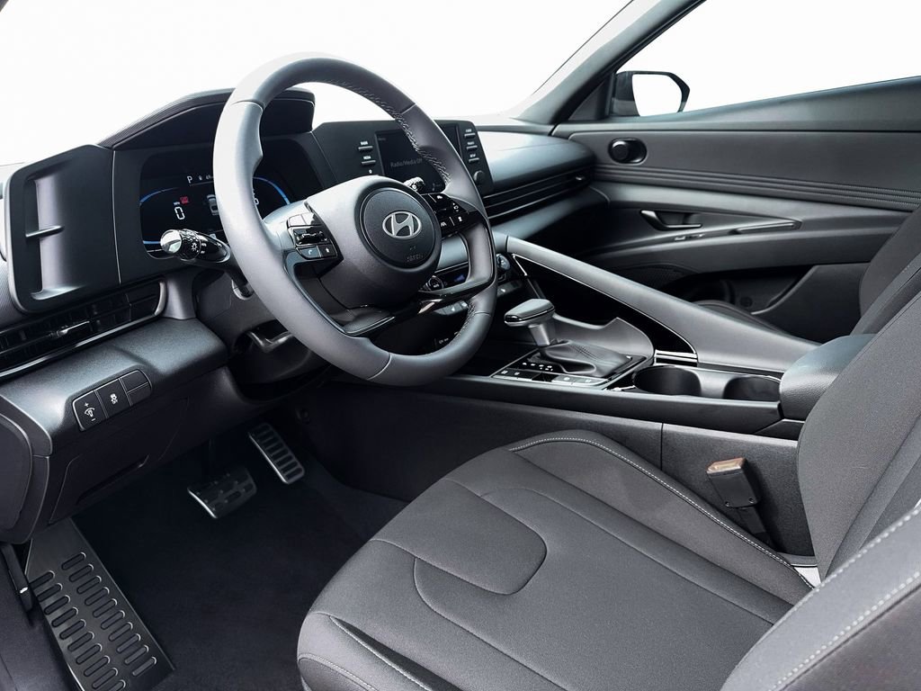 New 2026 Hyundai Elantra SEL Sport Premium FWD image 21