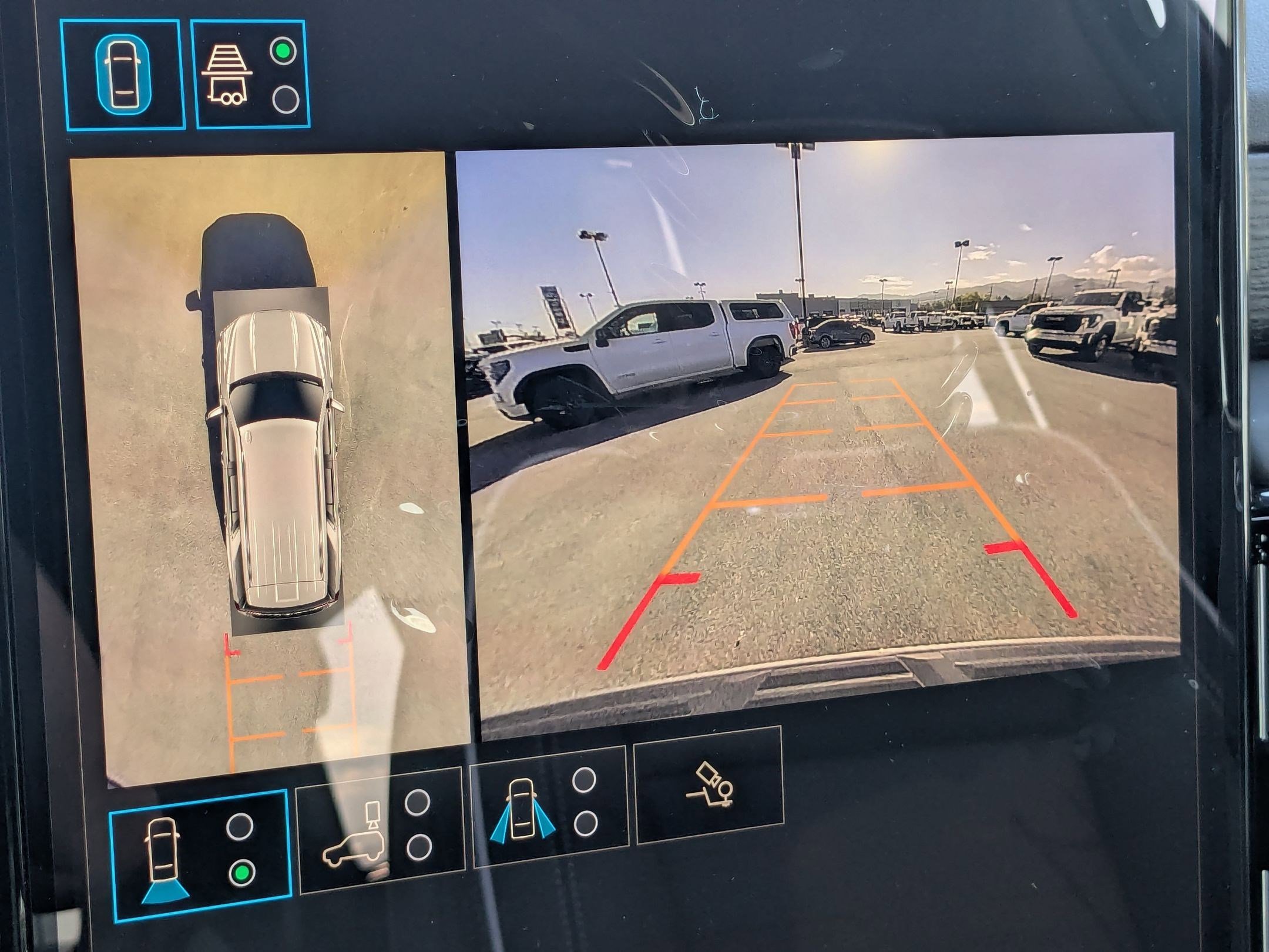 New 2026 GMC Yukon AT4 Ultimate w/ LPO, Floor Liner Package image 12