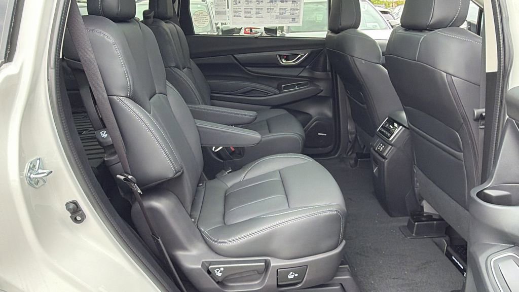 New 2026 Subaru Ascent Limited AWD/4WD image 10