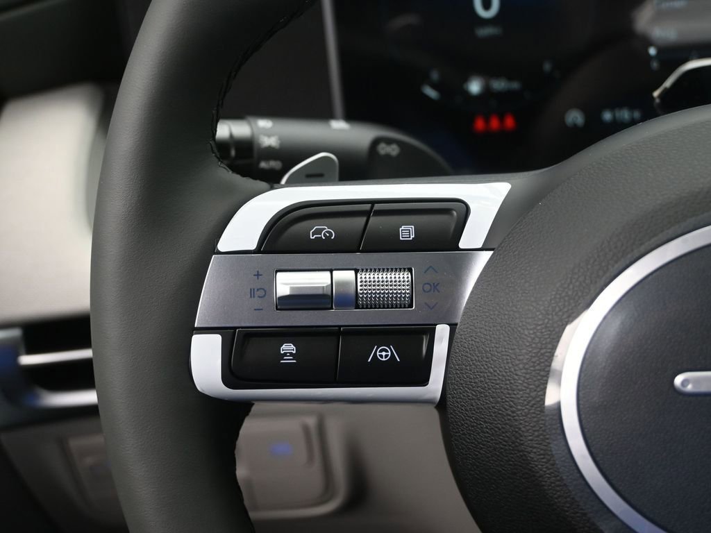 New 2026 Hyundai Tucson Limited image 13