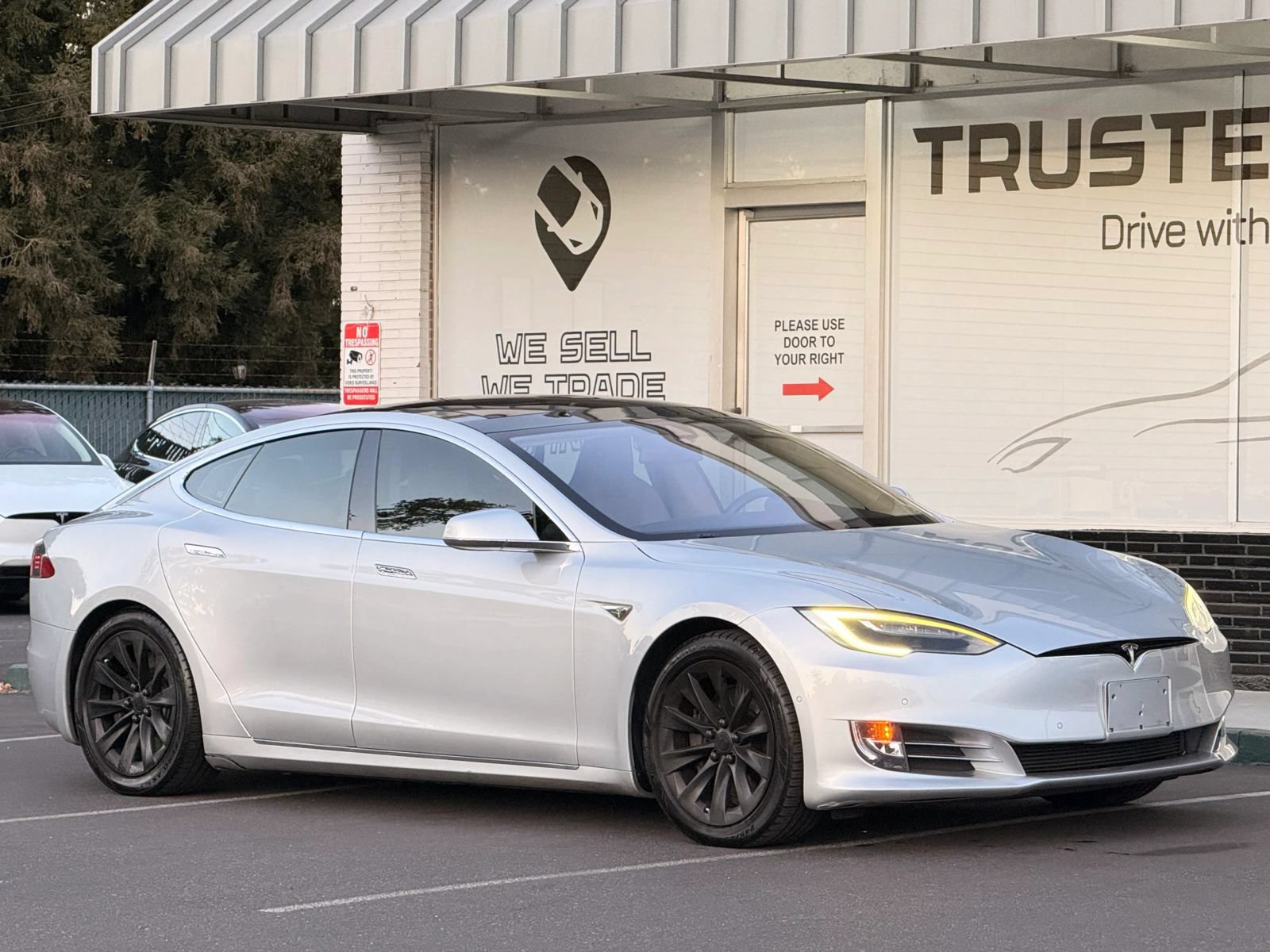 Used 2016 Tesla Model S 90D AWD/4WD image 5