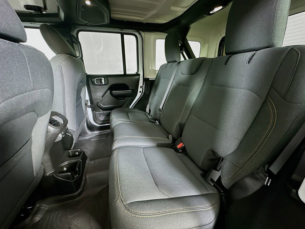Used 2024 Jeep Wrangler Unlimited Sport AWD/4WD image 14