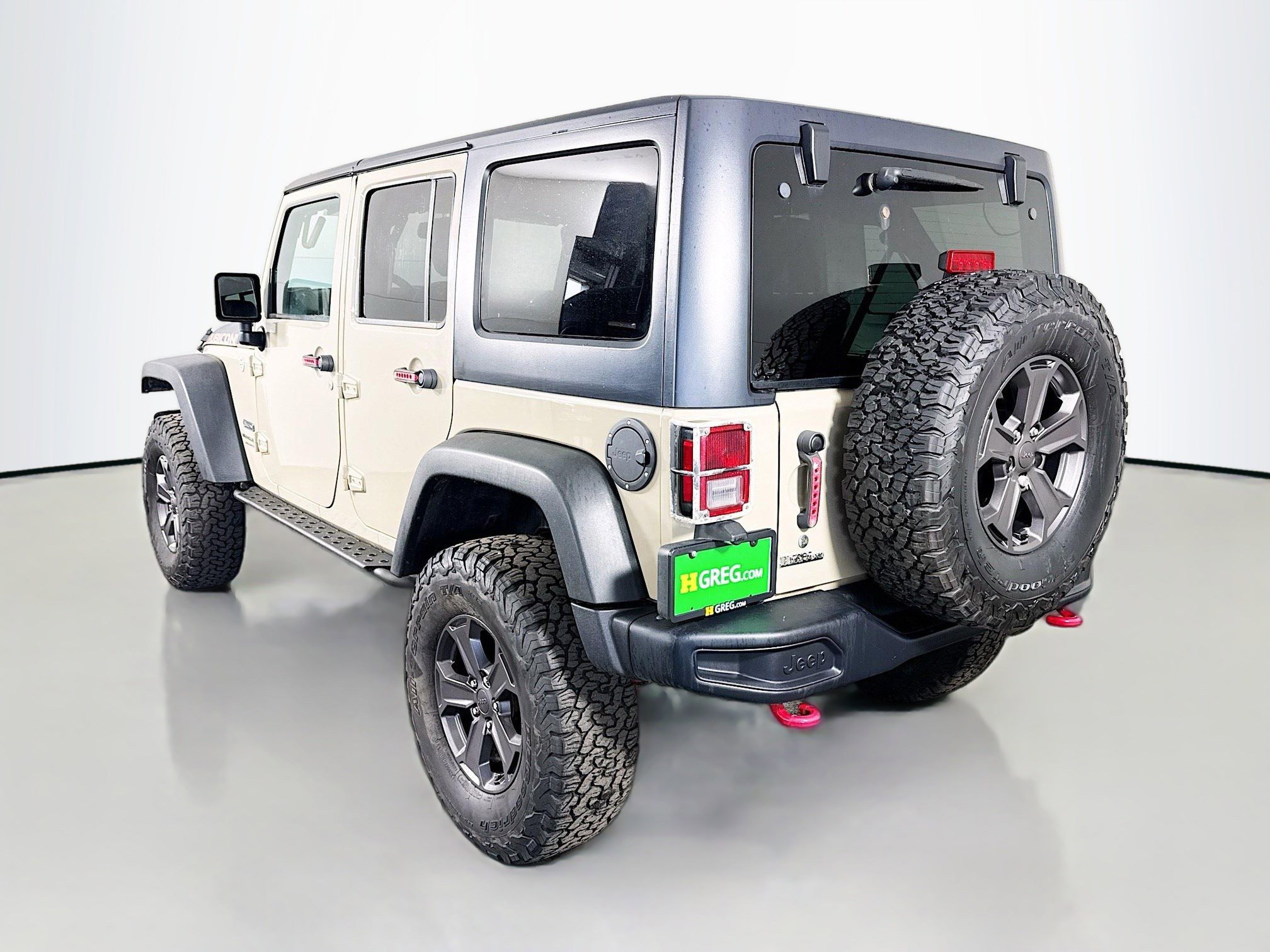 Used 2018 Jeep Wrangler Unlimited Rubicon w/ Connectivity Group image 7