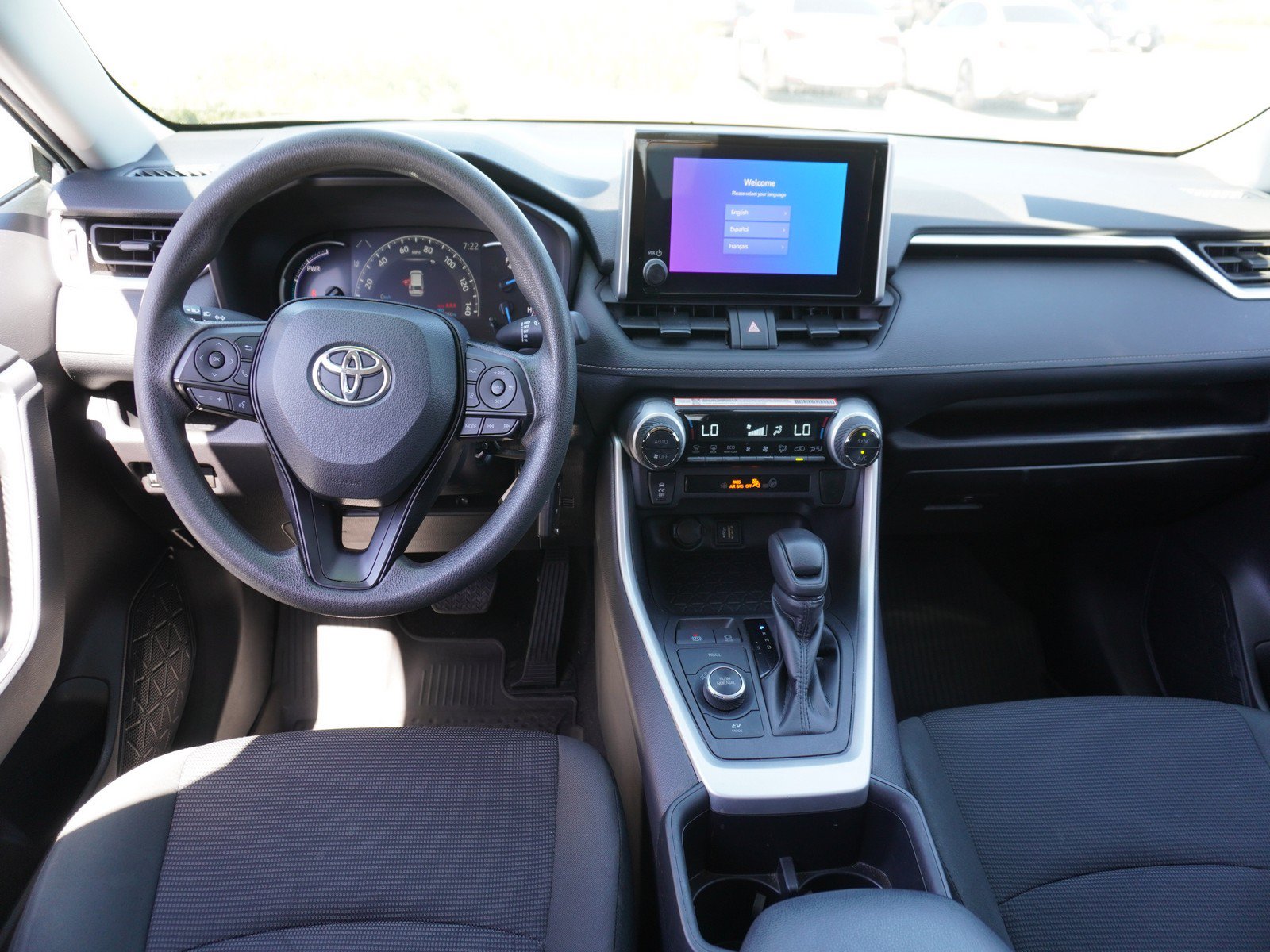 Used 2024 Toyota RAV4 LE AWD/4WD image 2