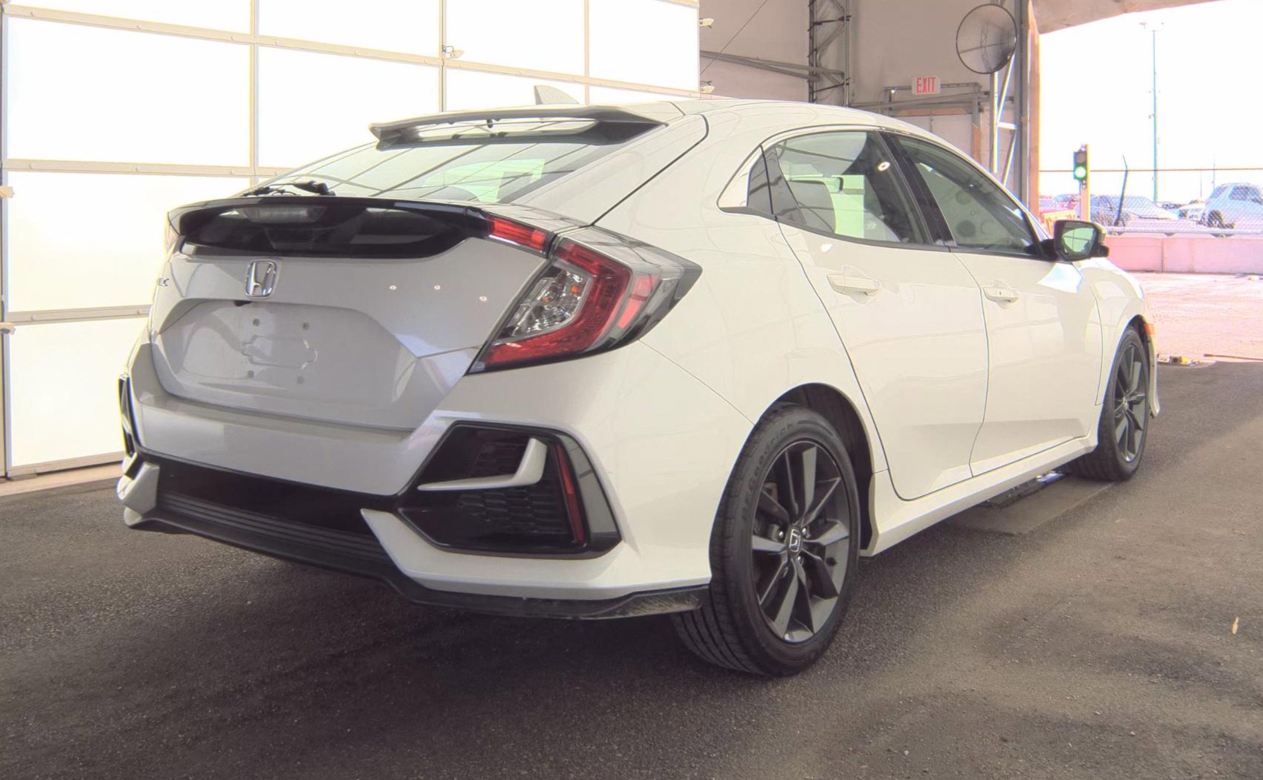 Used 2020 Honda Civic EX-L image 4