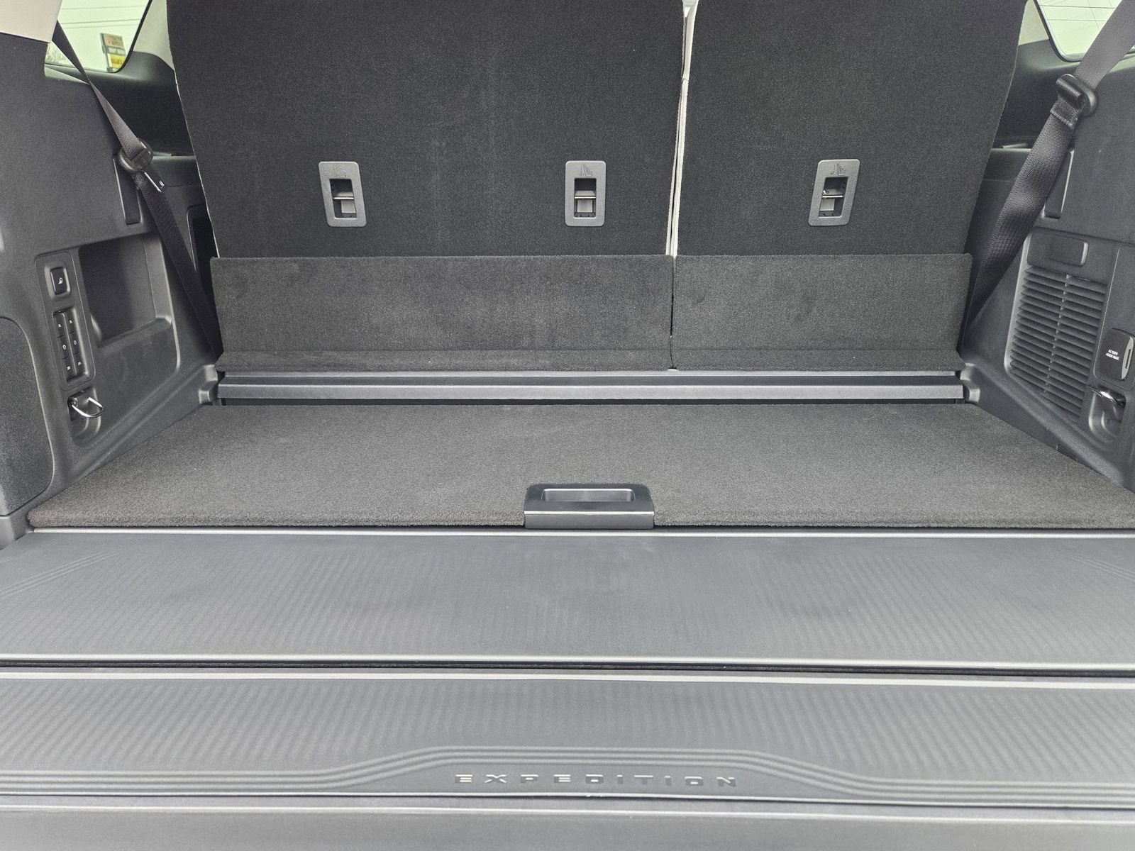 New 2026 Ford Expedition Active RWD image 27