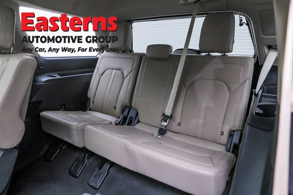 Used 2023 Ford Expedition Limited image 27