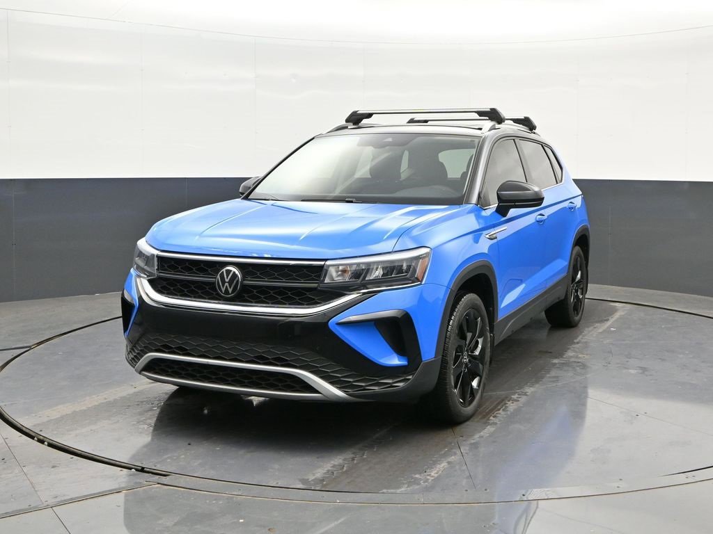 Used 2024 Volkswagen Taos SE w/ Panoramic Sunroof Package image 28