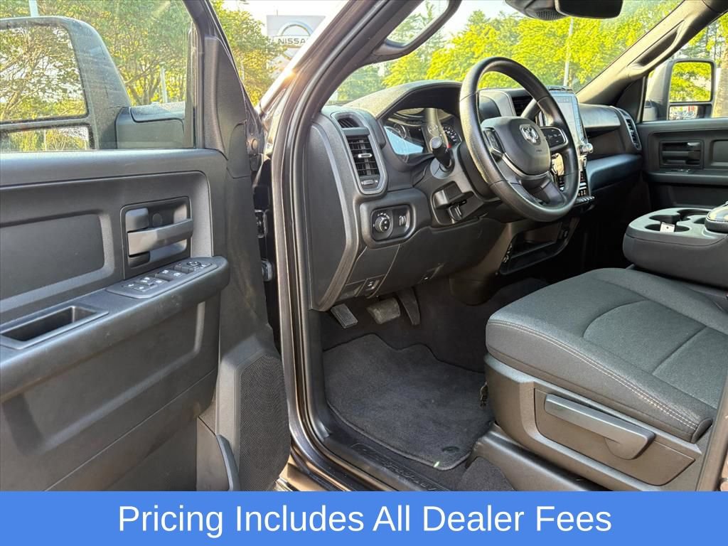 Used 2025 RAM 3500 Tradesman AWD/4WD image 16