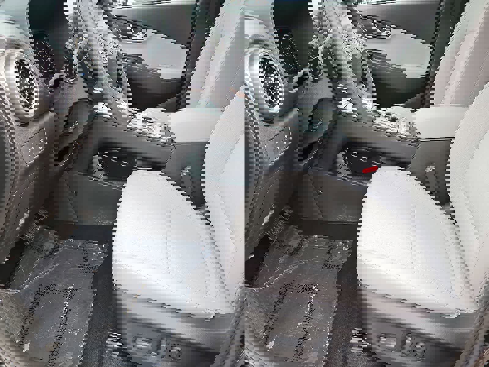 Used 2023 Hyundai Kona SE FWD image 17