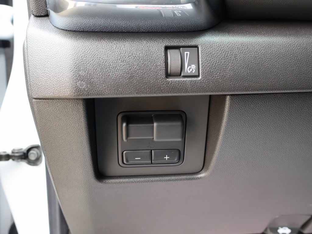 New 2026 GMC Canyon Elevation w/ Convenience Package image 11