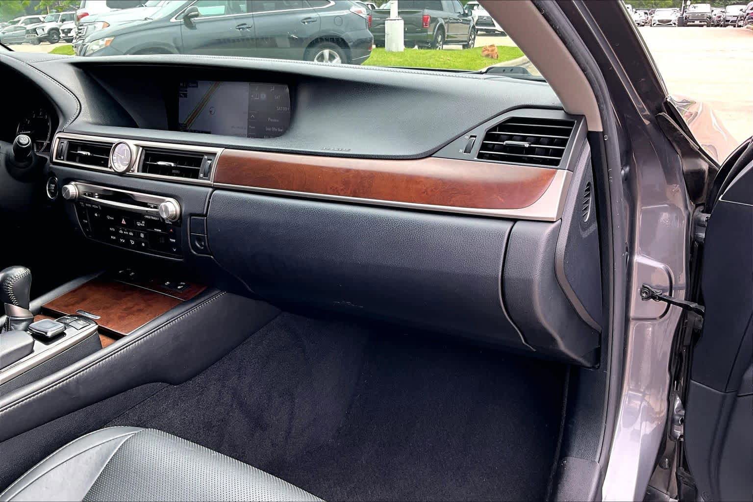 Used 2015 Lexus GS 350 w/ Premium Package RWD image 16