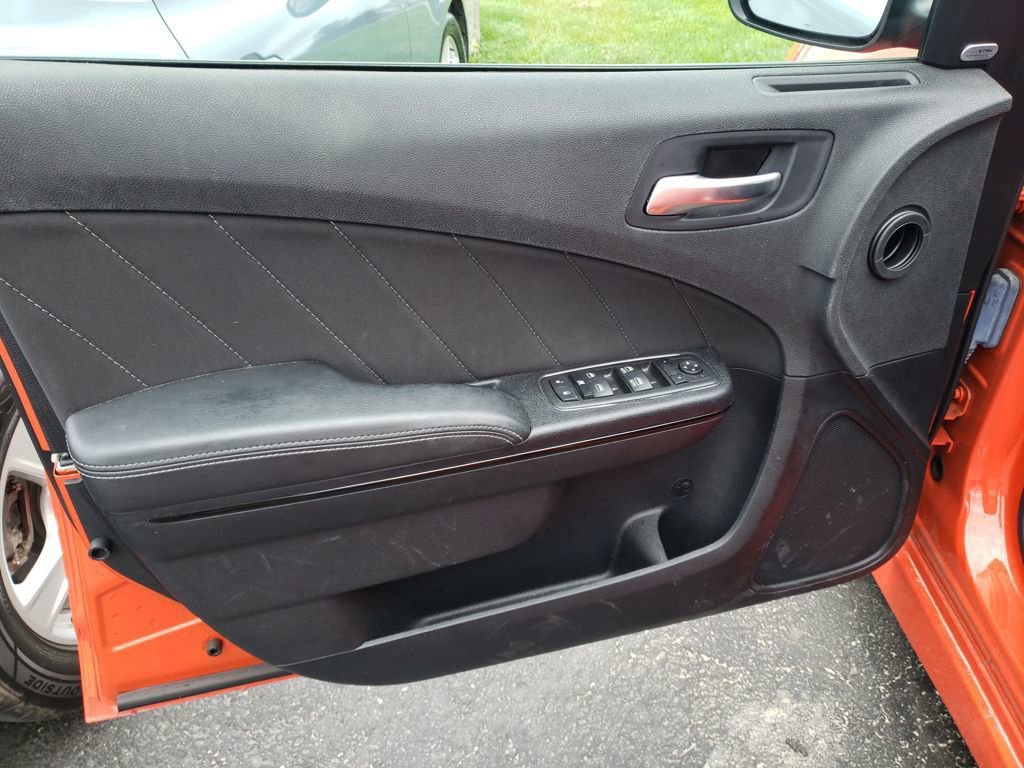 Used 2021 Dodge Charger R/T w/ Blacktop Package image 10