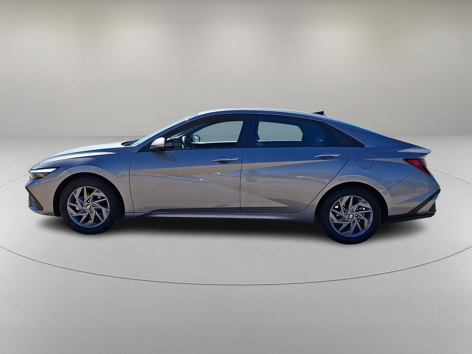 Certified 2024 Hyundai Elantra SEL image 6