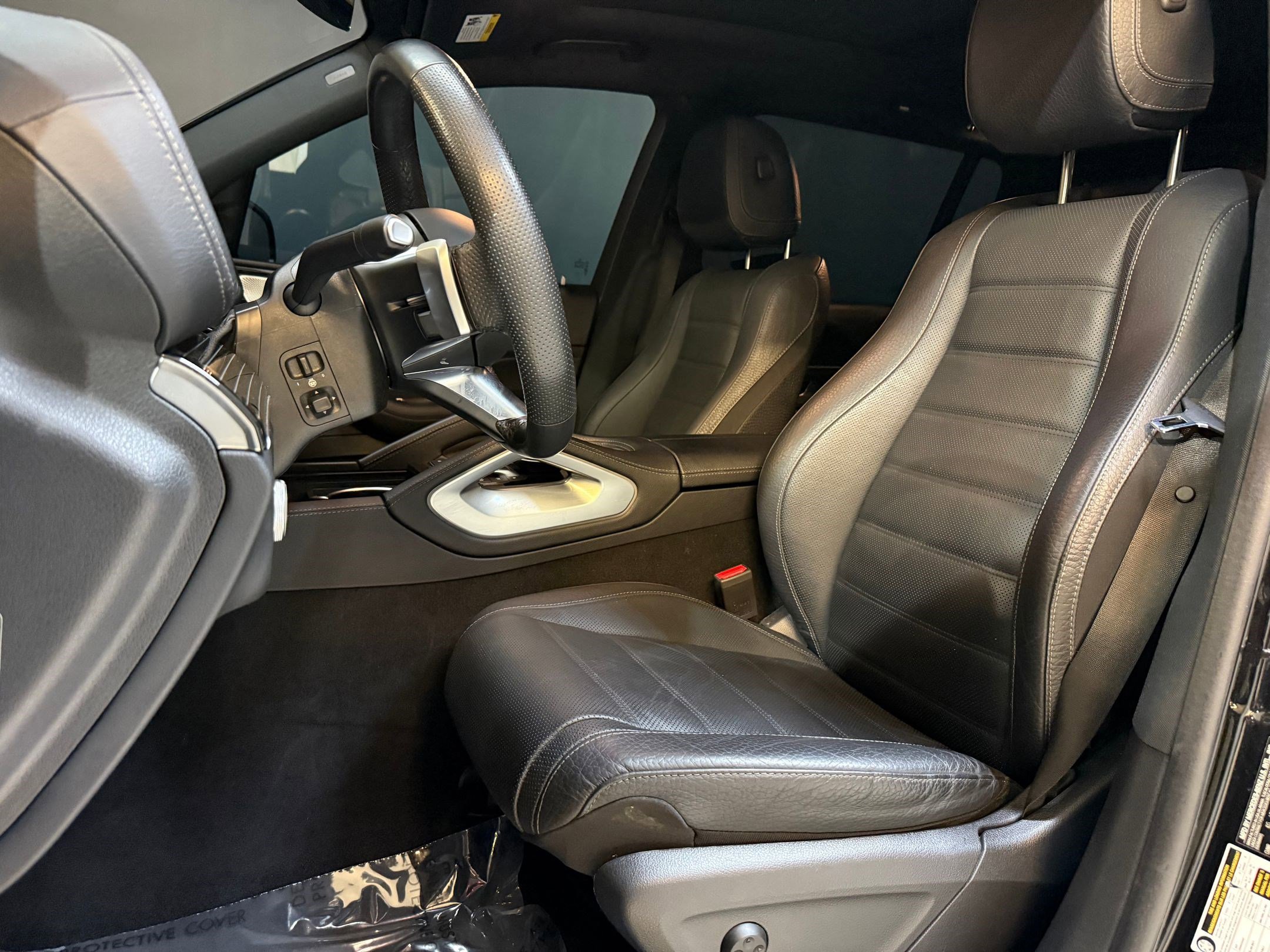 Used 2024 Mercedes-Benz GLS 450 4MATIC image 5