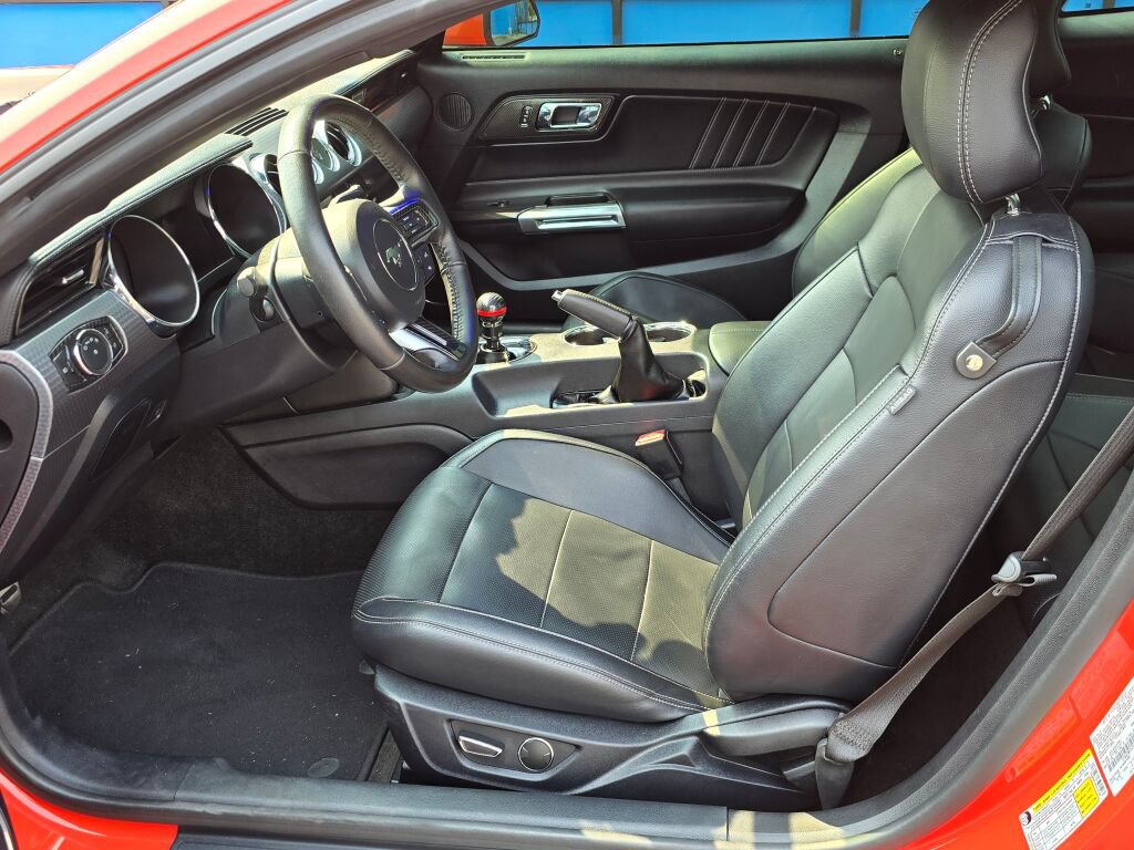 Used 2015 Ford Mustang GT Premium w/ GT Performance Package RWD image 16