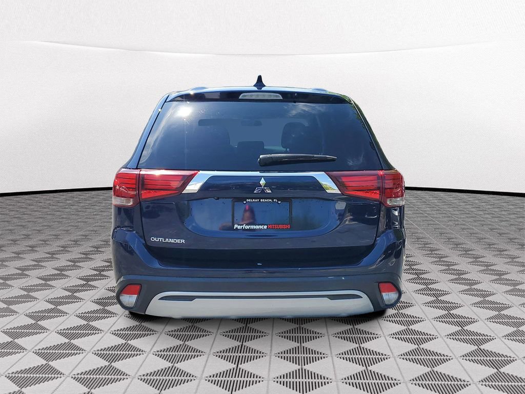 Used 2020 Mitsubishi Outlander ES FWD image 5