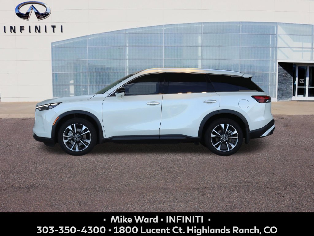 Used 2023 INFINITI QX60 Luxe AWD/4WD image 3