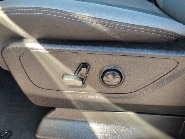 Used 2023 RAM 1500 Big Horn image 13