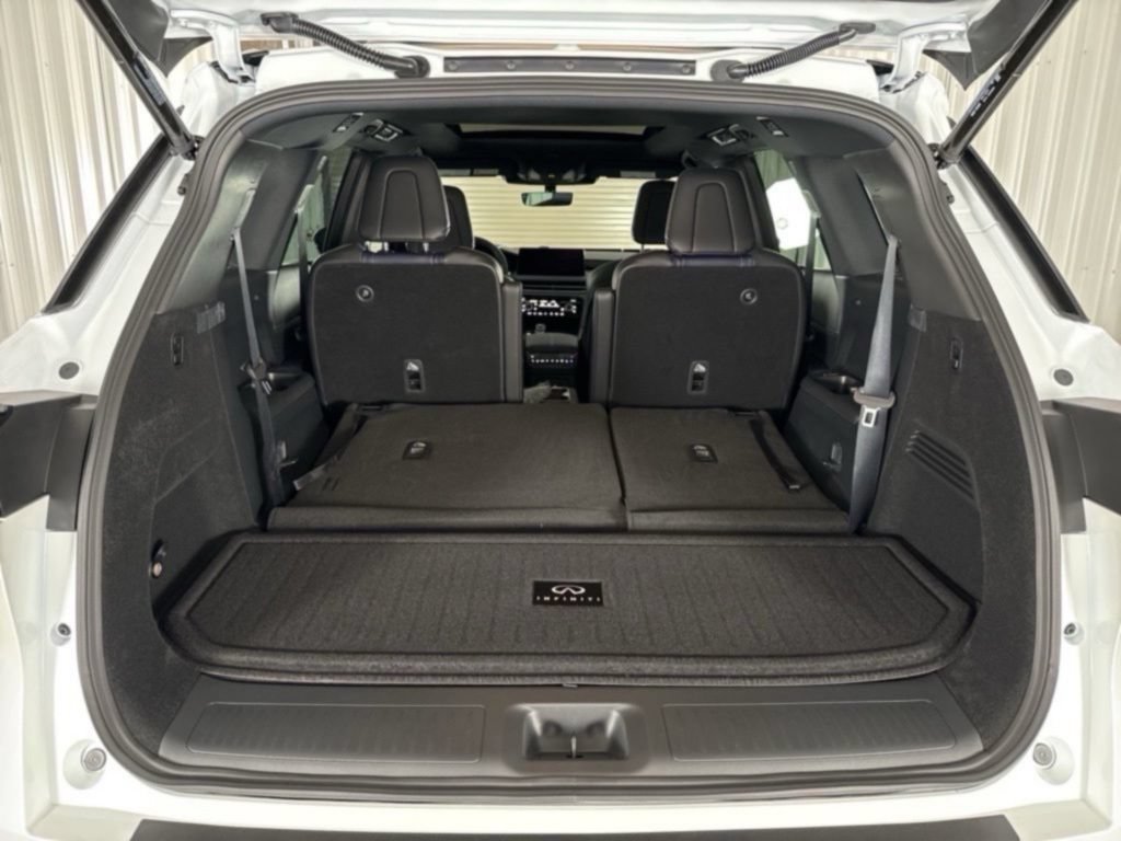 Certified 2026 INFINITI QX60 Sport w/ Dark Cargo Package AWD/4WD image 35