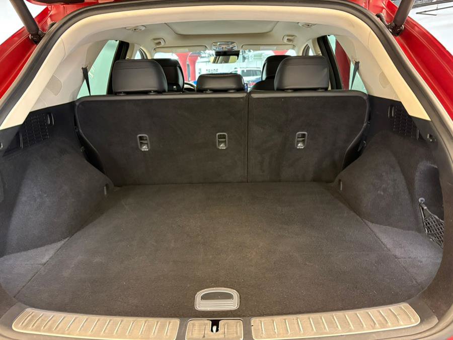 Used 2023 Genesis GV70 2.5T w/ Advanced Package AWD/4WD image 9